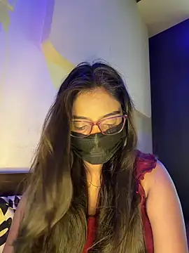 Snapshot of nikki_catz chatting on 06.14.26 nikki catz online show from 06.14.26