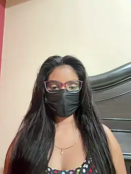 Snapshot of nikki_catz chatting on 07.16.26 nikki catz online show from 07.16.26