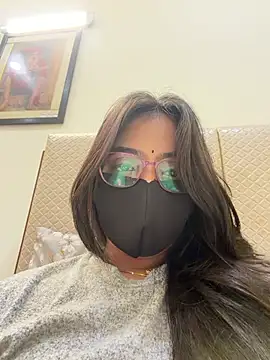 Snapshot of nikki_catz chatting on 07.21.26 nikki catz online show from 07.21.26