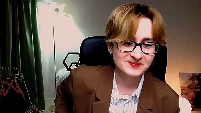 LixeLuna online show from 04.18.26