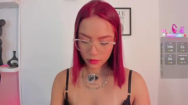 Im Scarlett  online show from 03.07.26