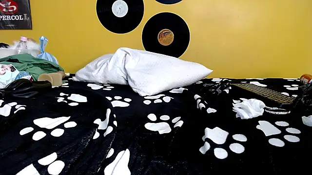 lilithevil32 online show from 03.16.26