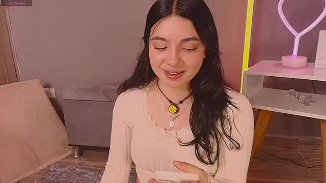 Im Elaris online show from 04.17.26