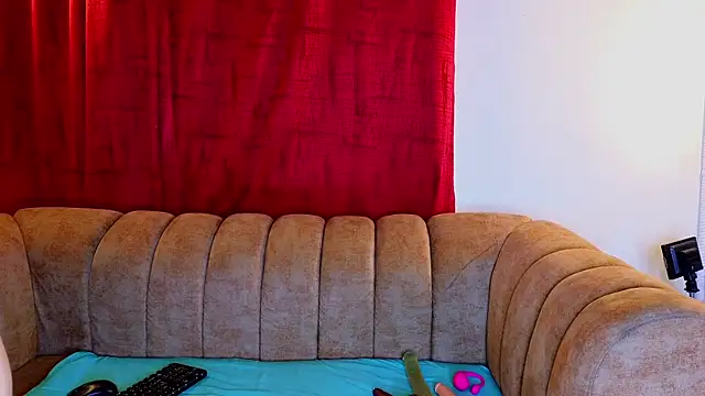 ahnaysexx online show from 04.14.26