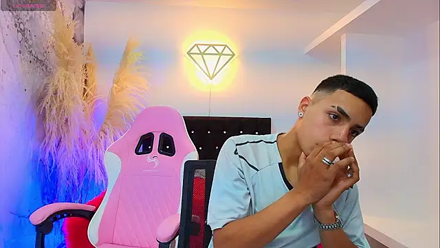 Ariatna Andy online show from 03.28.26