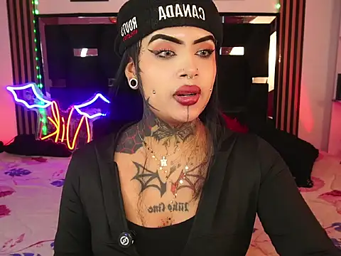 LauriInk1 online show from 04.16.26