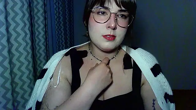 ClaraHard online show from 07.12.26