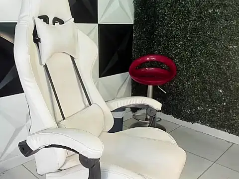 taylor bigdick18 online show from 03.09.26