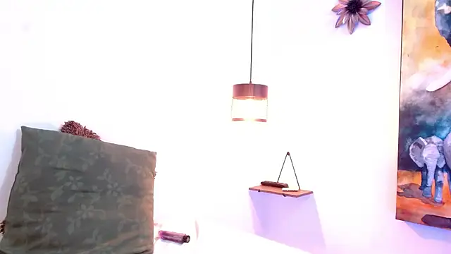 Sussana Wild online show from 04.16.26