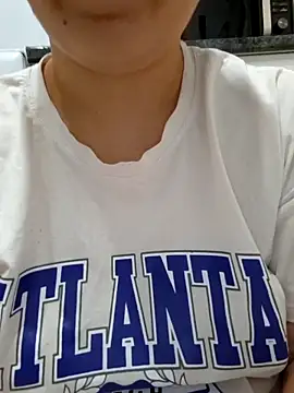 Emi hot1 online show from 04.01.26