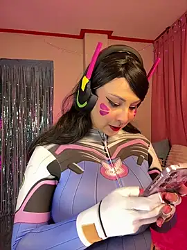 Andrea Bloomix   online show from 04.17.26