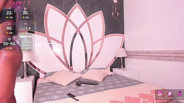 Snapshot of kristen-thomson chatting on 03.26.26 kristen-thomson online show from 03.26.26