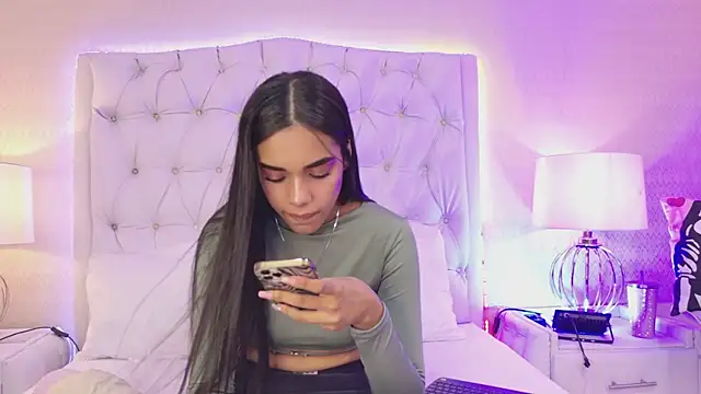 MeganRoseh online show from 04.16.26