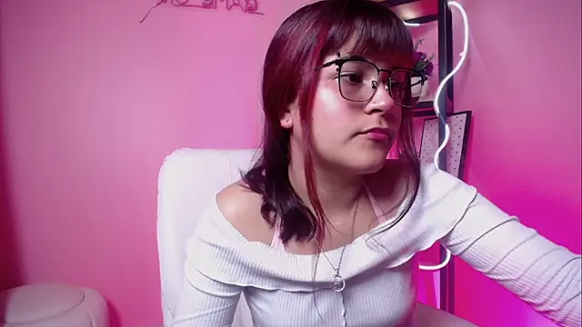 Snapshot of Nami_Velle chatting on 03.24.26 Nami Velle online show from 03.24.26