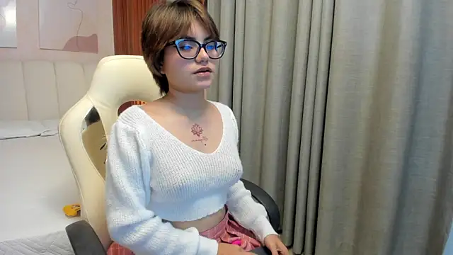 maddieperez  online show from 03.27.26