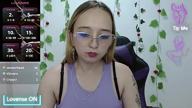 LiaRobertss  online show from 03.27.26