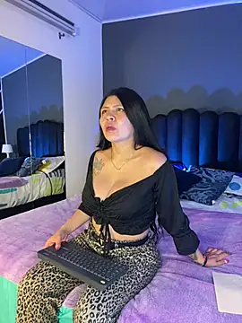 MeganSpencer  online show from 04.14.26