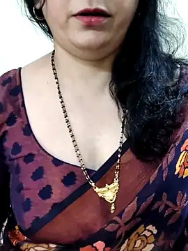 Yazhini-Cam online show from 06.18.26
