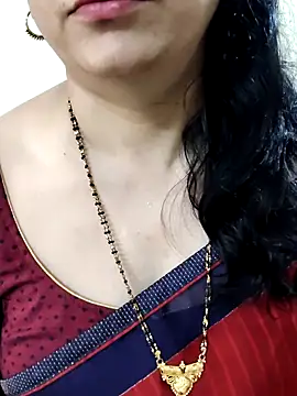 Yazhini-Cam online show from 06.20.26