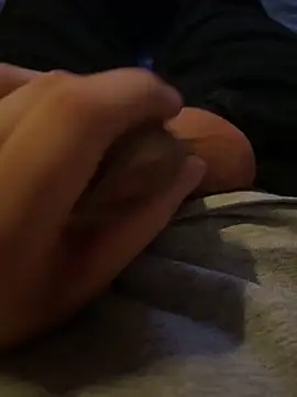 YoUnGbOy2018 online show from 04.17.26