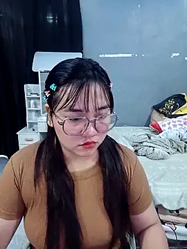 mabyhot16 online show from 03.23.26