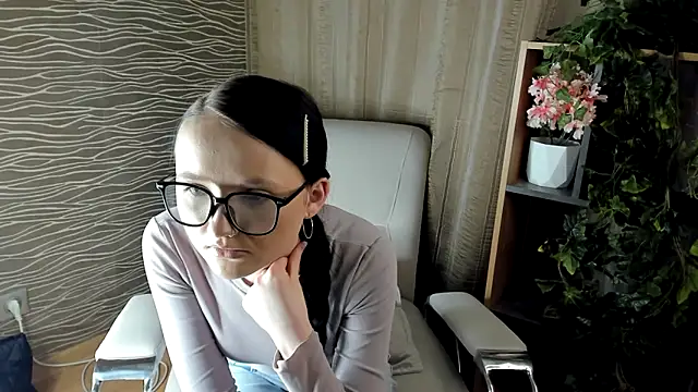 TonetteBeska online show from 03.06.26