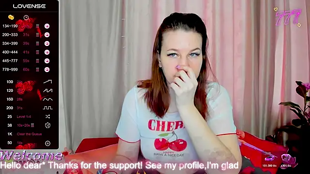 LilllyMoon online show from 04.11.26