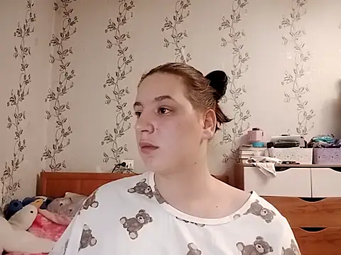 symmetryinvoid online show from 04.16.26