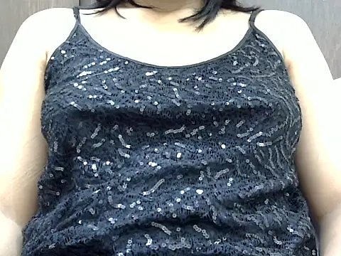 Snapshot of kAVYA_05 chatting on 04.13.26 kAVYA 05 online show from 04.13.26