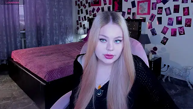 Snapshot of AmeliaMerris chatting on 03.12.26 AmeliaMerris online show from 03.12.26