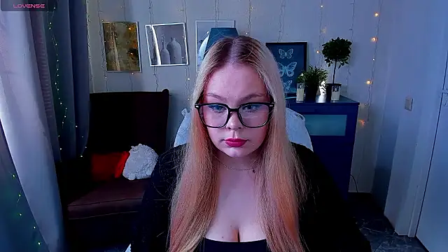 Snapshot of AmeliaMerris chatting on 03.13.26 AmeliaMerris online show from 03.13.26