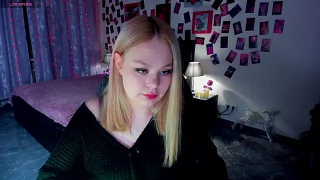 Snapshot of AmeliaMerris chatting on 04.07.26 AmeliaMerris online show from 04.07.26