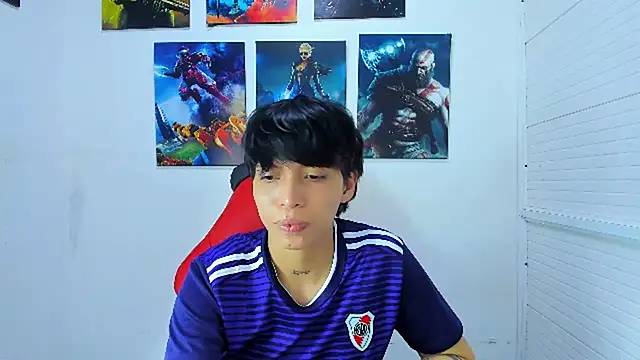 ivyheat3 online show from 04.18.26