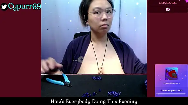 Cypurr online show from 06.10.26