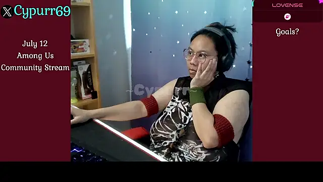 Cypurr online show from 07.04.26