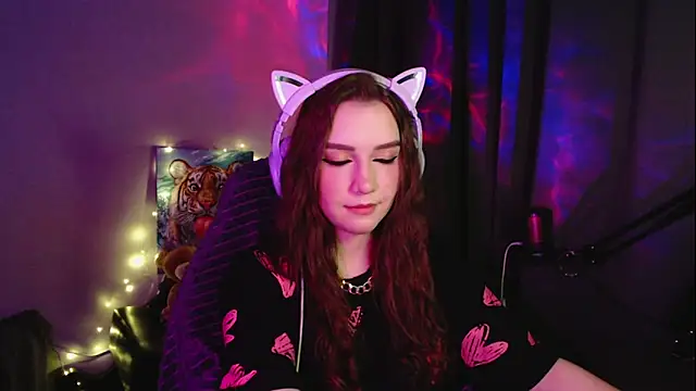 Celia Sensual  online show from 04.17.26