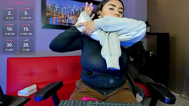 Lucyy tits online show from 06.26.26
