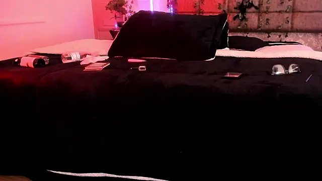 Vickmoon online show from 04.04.26