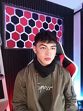 Cristopher Wild online show from 05.22.26