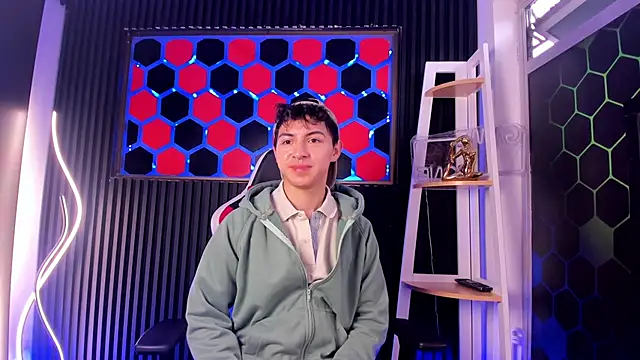Cristopher Wild online show from 06.30.26