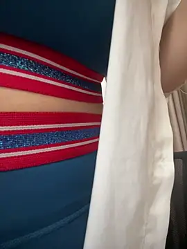 Yolanda9 online show from 04.05.26