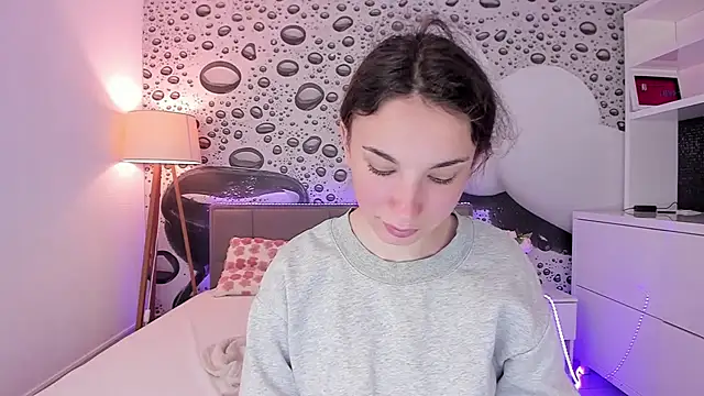 JosephineRows online show from 04.09.26