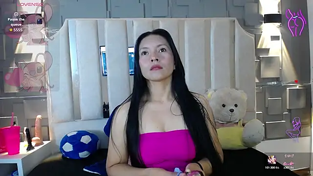 Chloe16  online show from 04.17.26