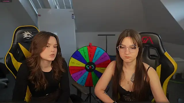 Sweet cherry054 online show from 04.11.26