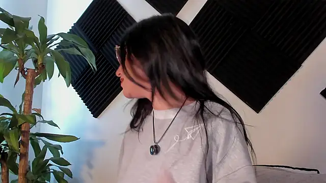 Snapshot of Emily_Rousess chatting on 03.15.26 Emily Rousess online show from 03.15.26