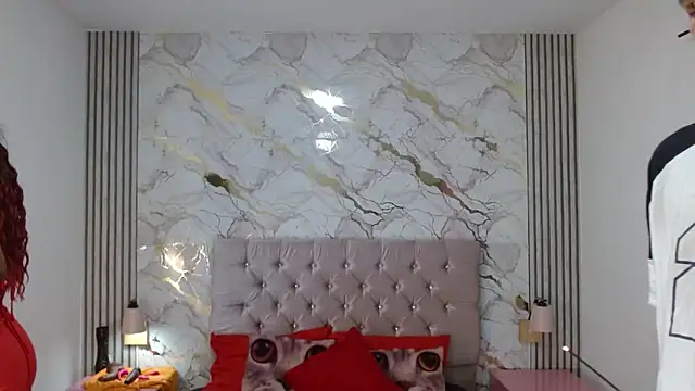 AshlieeGreenn online show from 04.14.26