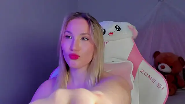 ElaraVoltage online show from 04.03.26