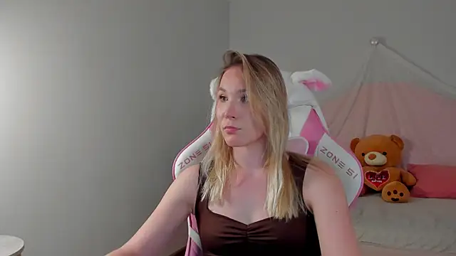 ElaraVoltage online show from 04.07.26