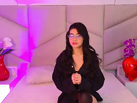 OliviaDiaz online show from 03.10.26