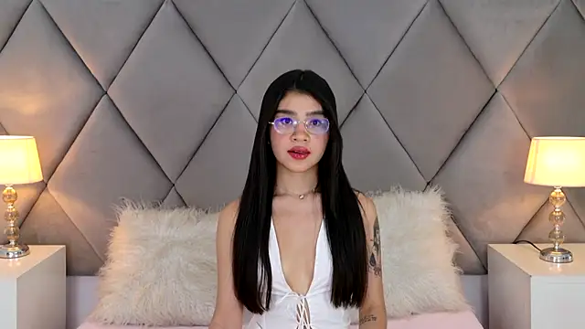 OliviaDiaz online show from 06.04.26